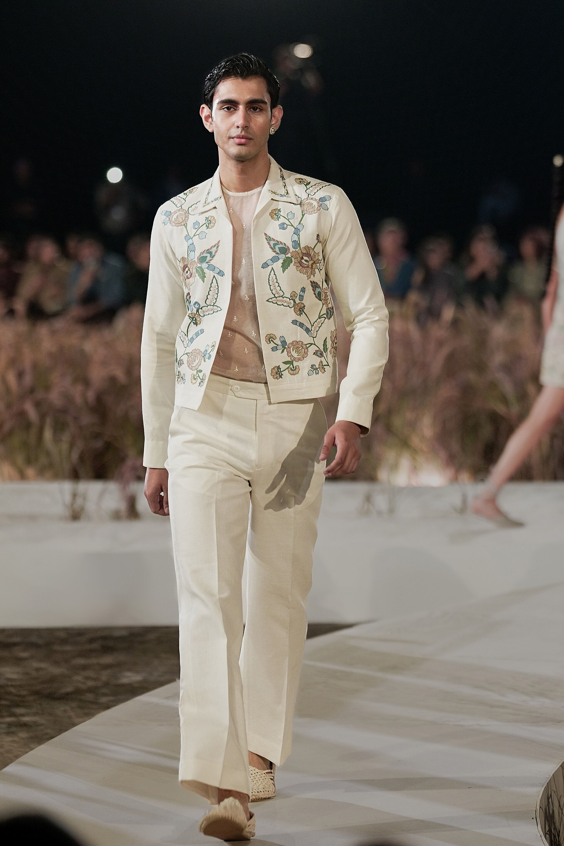 Oren Embroidered Jacket Set - Off White